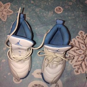 Retro 12 baby blue and white jordan. Size 11c